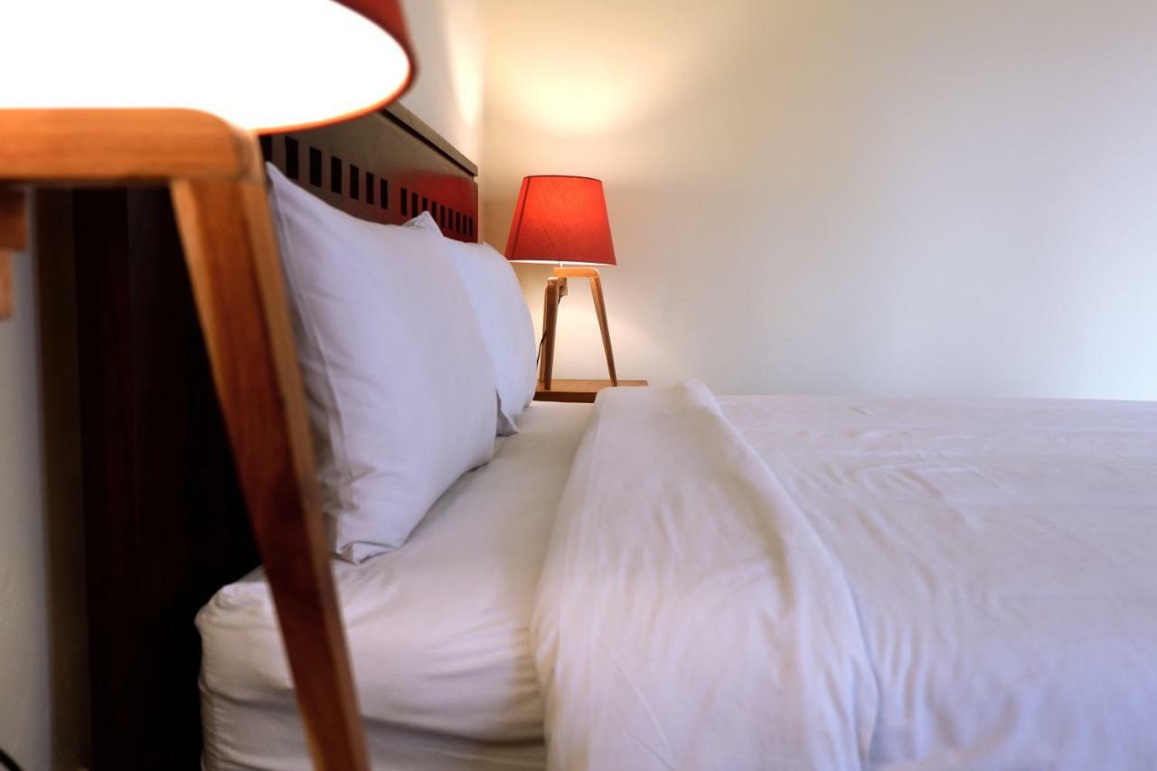 Hotel Intansari Денпасар Екстериор снимка